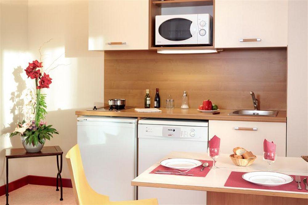 Comfort Aparthotel Saint-Nazaire Les Portes De L Ocean Room photo