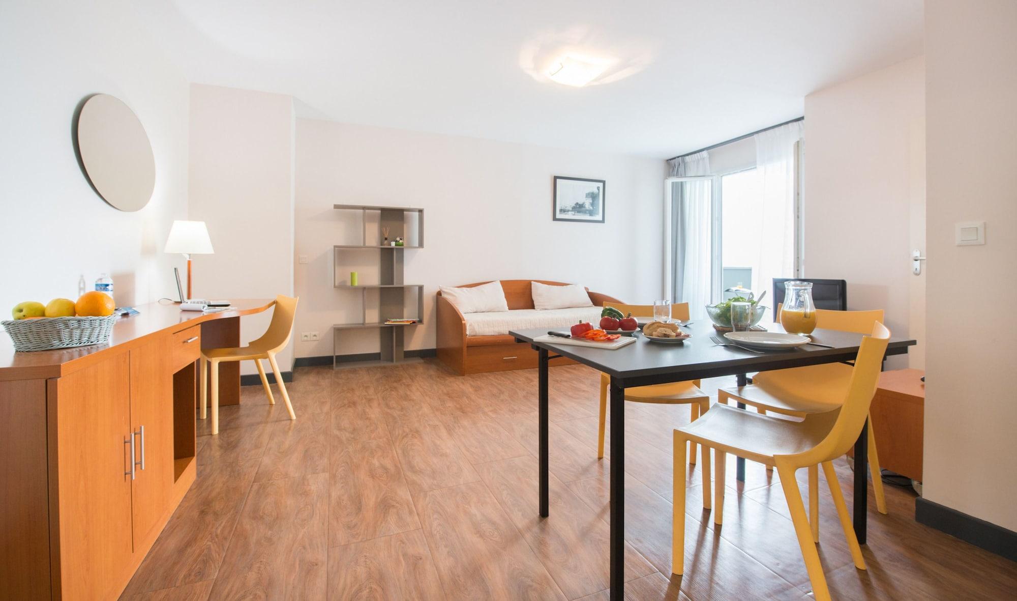 Comfort Aparthotel Saint-Nazaire Les Portes De L Ocean Exterior photo