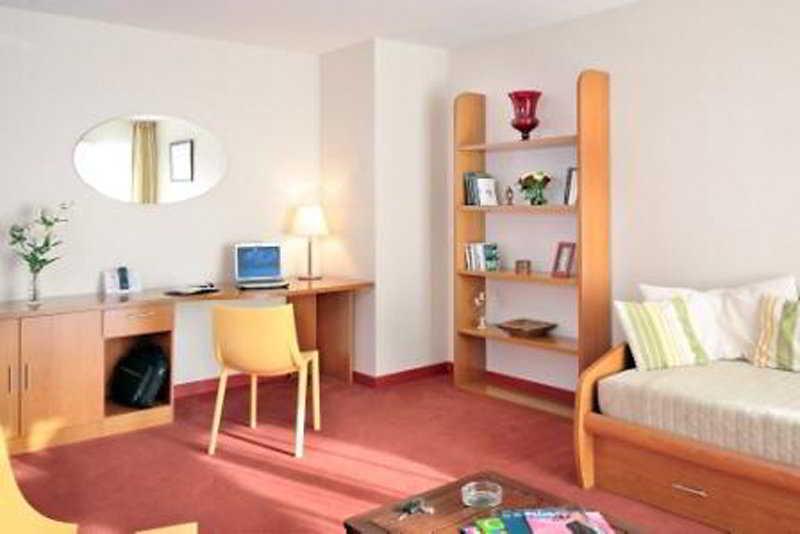Comfort Aparthotel Saint-Nazaire Les Portes De L Ocean Exterior photo