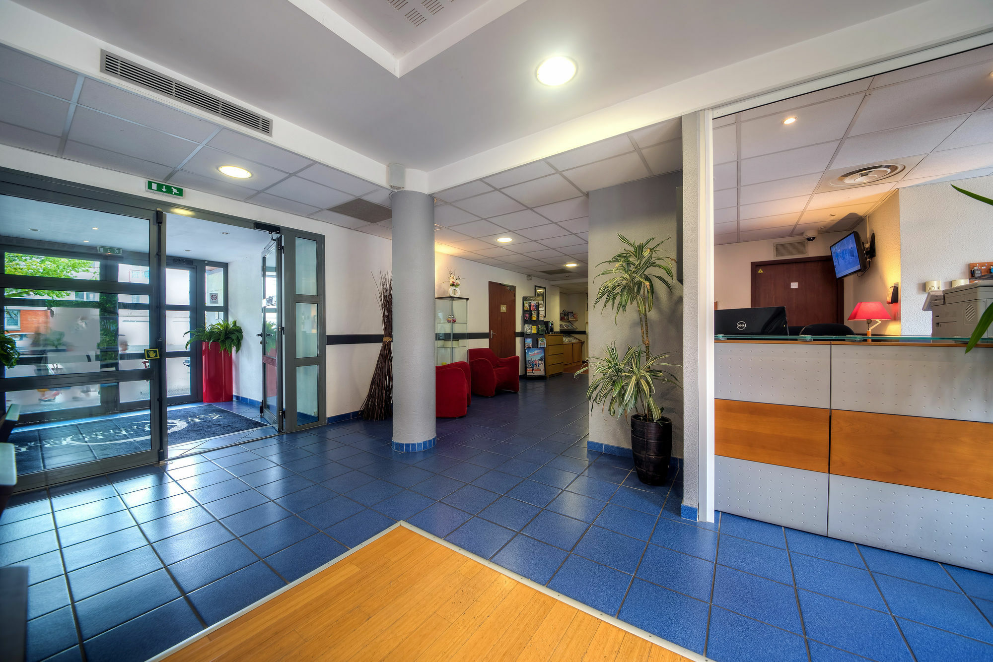 Comfort Aparthotel Saint-Nazaire Les Portes De L Ocean Exterior photo